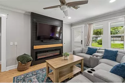 13307 N Oregon Avenue, Tampa, FL 33612 - Photo 9