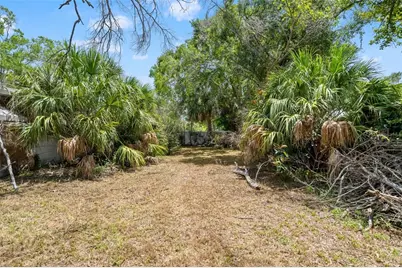 4635 W Bay Villa Avenue, Tampa, FL 33611 - Photo 9