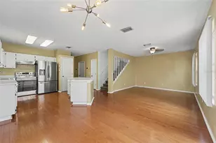 16824 Stanza Ct, Tampa, FL 33624 - Photo 9
