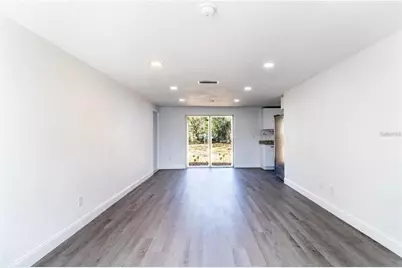 3432 Danny Bryan Boulevard, Tampa, FL 33619 - Photo 7