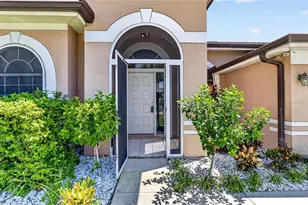 13023 Carlington Ln, Riverview, FL 33579 - Photo 3