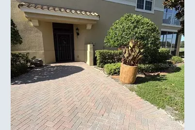 1425 Emerald Dunes Drive #17, Sun City Center, FL 33573 - Photo 5