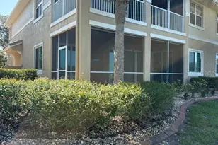 1425 Emerald Dunes Dr, Sun City Center, FL 33573 - Photo 7
