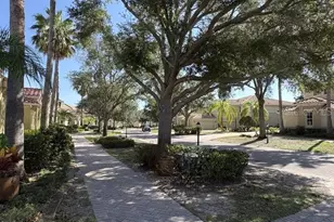 1425 Emerald Dunes Dr, Sun City Center, FL 33573 - Photo 71