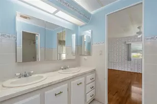 1536 Longbow Dr, Lakeland, FL 33810 - Photo 9