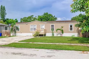 12275 Cross St, Largo, FL 33773 - Photo 1