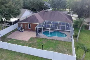 16920 Falconridge Rd, Lithia, FL 33547 - Photo 25