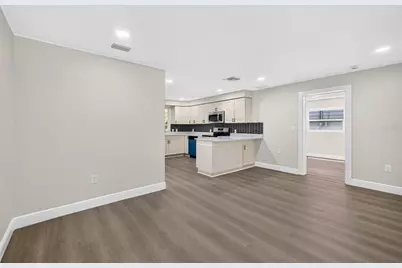 38706 Calvin Avenue, Zephyrhills, FL 33542 - Photo 11