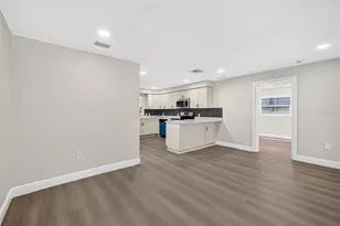 38706 Calvin Ave, Zephyrhills, FL 33542 - Photo 11
