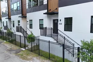 2114 4th St S, Saint Petersburg, FL 33705 - Photo 5