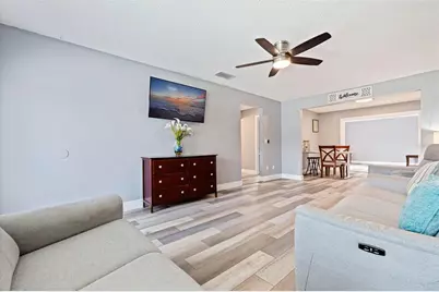 5702 27th Avenue S, Gulfport, FL 33707 - Photo 5