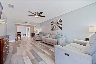 5702 27th Avenue S, Gulfport, FL 33707 - Photo 3