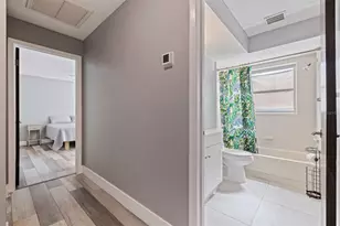 5702 27th Ave S, Gulfport, FL 33707 - Photo 7