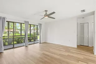 20 Evelyn Ct, Oldsmar, FL 34677 - Photo 13