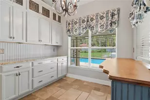 2608 Berryvine Pl, Valrico, FL 33596 - Photo 9