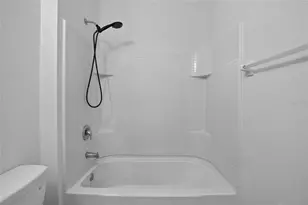 16441 Treasure Point Dr, Wimauma, FL 33598 - Photo 17