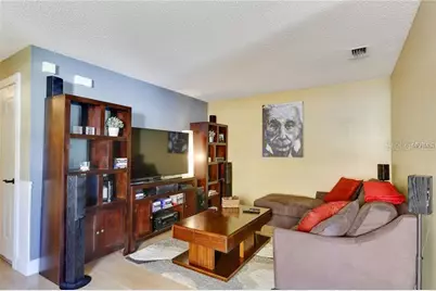 8008 Sutton Terrace Lane, Tampa, FL 33615 - Photo 5