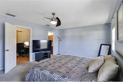 8008 Sutton Terrace Lane, Tampa, FL 33615 - Photo 7