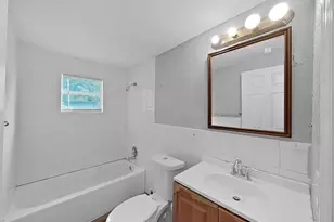 1514 E North Bay St, Tampa, FL 33610 - Photo 23