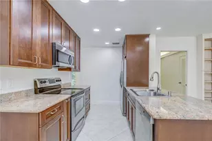 3110 Belmore Rd, Tampa, FL 33618 - Photo 15