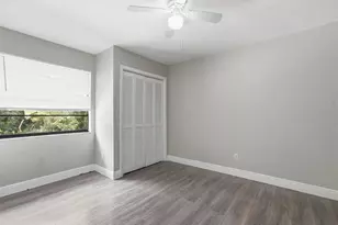11314 Laurel Crest Ln, Tampa, FL 33624 - Photo 17
