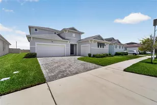 8910 Drummer Plank Dr, Wesley Chapel, FL 33545 - Photo 3
