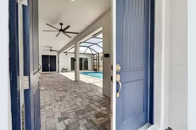 8910 Drummer Plank Drive, Wesley Chapel, FL 33545 - Photo 5