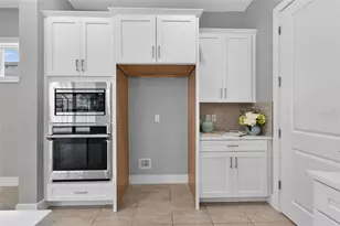 8910 Drummer Plank Dr, Wesley Chapel, FL 33545 - Photo 21
