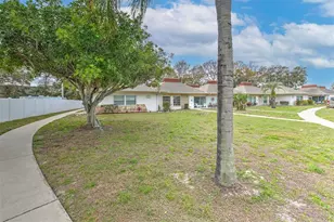 4313 Tahitian Gardens Cir, Holiday, FL 34691 - Photo 3