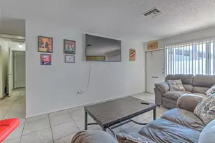 4313 Tahitian Gardens Cir, Holiday, FL 34691 - Photo 7