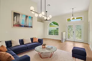 5325 Gardens Dr, Sarasota, FL 34243 - Photo 17