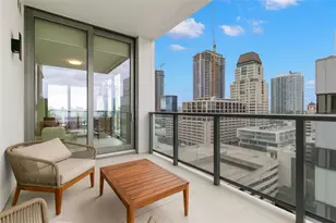 301 1st St S, Saint Petersburg, FL 33701 - Photo 11