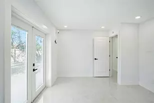 1778 New Hampshire Ave NE, Saint Petersburg, FL 33703 - Photo 17