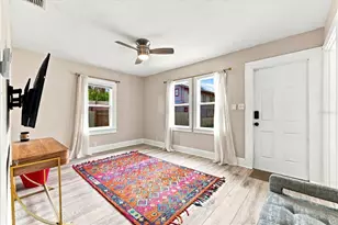 1161 Newton Ave S, Saint Petersburg, FL 33705 - Photo 15