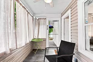 1161 Newton Ave S, Saint Petersburg, FL 33705 - Photo 29