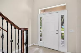 7906 Camden Woods Dr, Tampa, FL 33619 - Photo 9