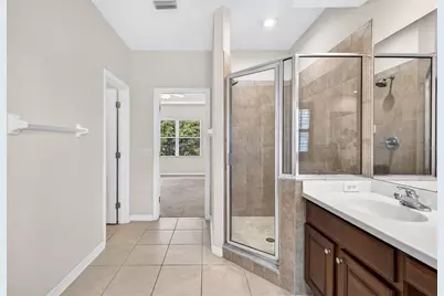7906 Camden Woods Drive, Tampa, FL 33619 - Photo 61