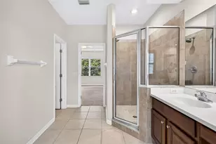 7906 Camden Woods Dr, Tampa, FL 33619 - Photo 61