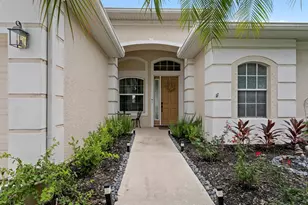 22927 Bay Cedar Dr, Land O Lakes, FL 34639 - Photo 5