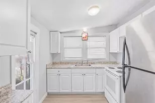 128 W North St, Tampa, FL 33604 - Photo 29