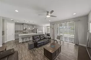 14633 Red Castle Ave, Lithia, FL 33547 - Photo 15