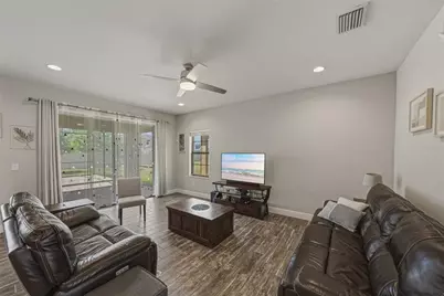 14633 Red Castle Avenue, Lithia, FL 33547 - Photo 13
