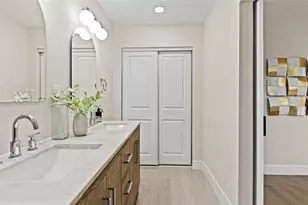 4610 W Ballast Point Blvd, Tampa, FL 33611 - Photo 29