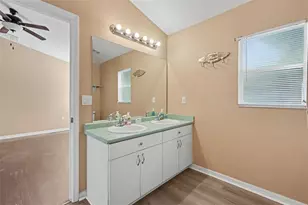 6431 Taylor Ct, New Port Richey, FL 34653 - Photo 17