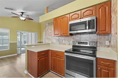 6431 Taylor Court, New Port Richey, FL 34653 - Photo 9