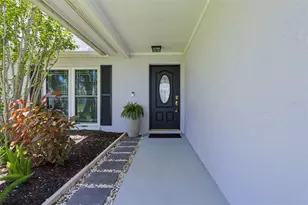 16117 Pebblebrook Dr, Tampa, FL 33624 - Photo 3