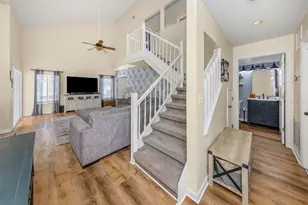 3130 Bentley Dr, Palm Harbor, FL 34684 - Photo 15