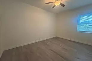 1138 51st Ave N, Saint Petersburg, FL 33703 - Photo 13