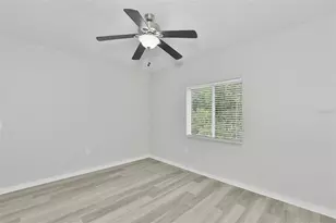 6437 Cypressdale Dr, Riverview, FL 33578 - Photo 9