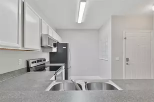 6437 Cypressdale Dr, Riverview, FL 33578 - Photo 17